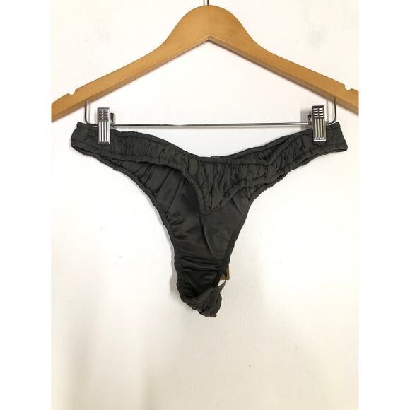SKIMS Fits Everybody Quilted Thong in Gunmetal Gray NWT Size 3X - Picture 3 of 7